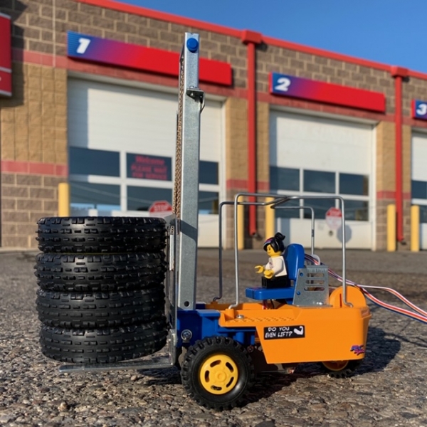 remote forklift toy